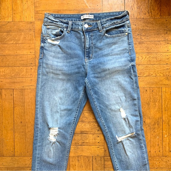 Primark Denim Co, distressed blue denim jeans size 8 - Picture 3 of 12